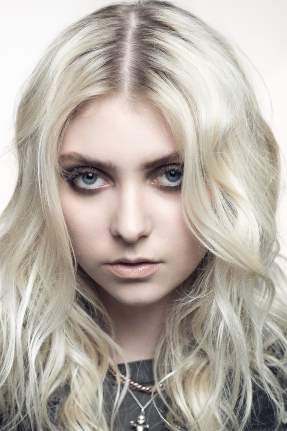 Taylor Momsen profile