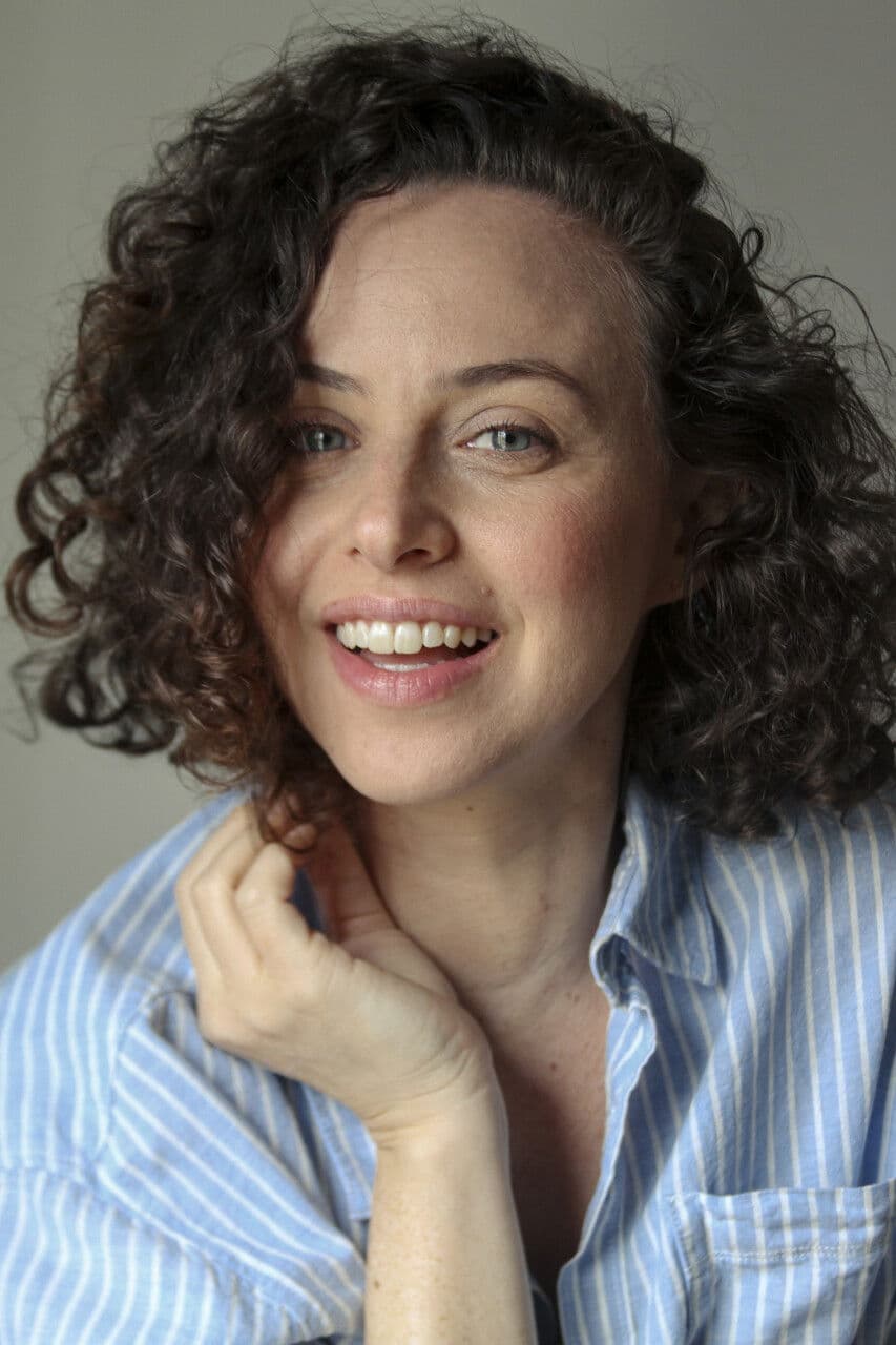 Mayara Constantino profile