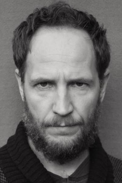 Iñigo de la Iglesia profile