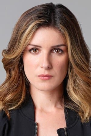 Shenae Grimes-Beech profile