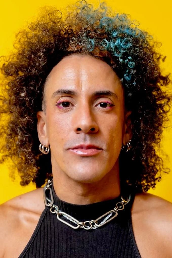 Linga Acácio profile