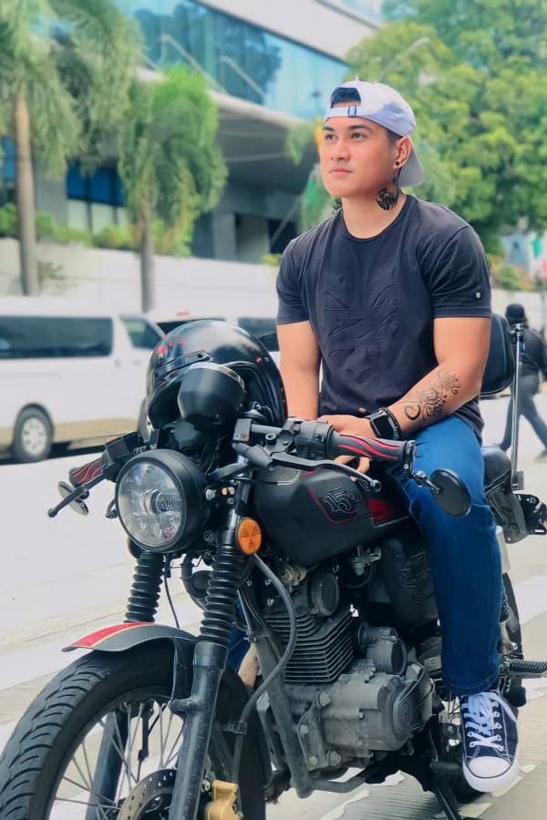 Errolle Vargas profile