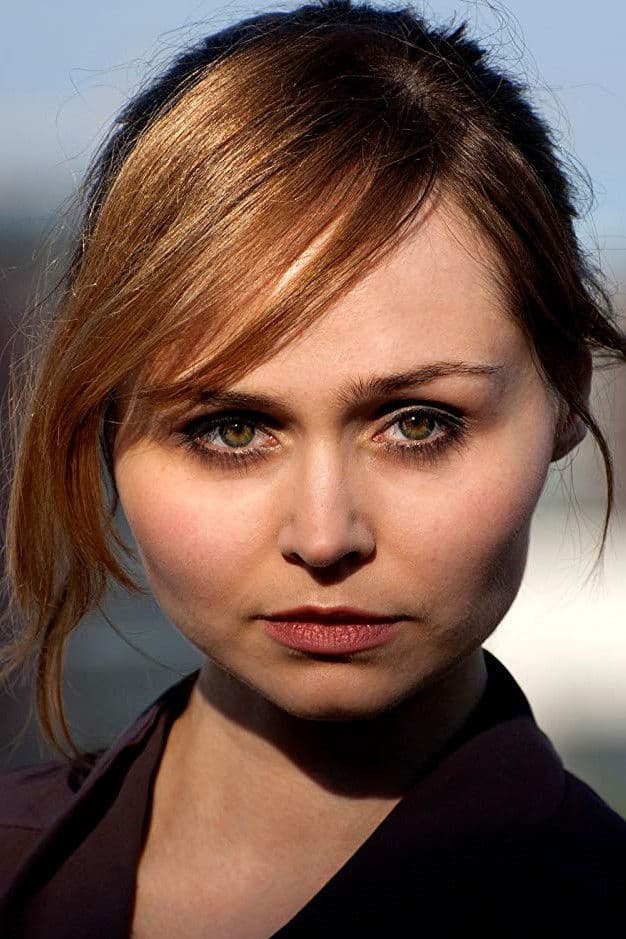 Jasmin von der Born profile