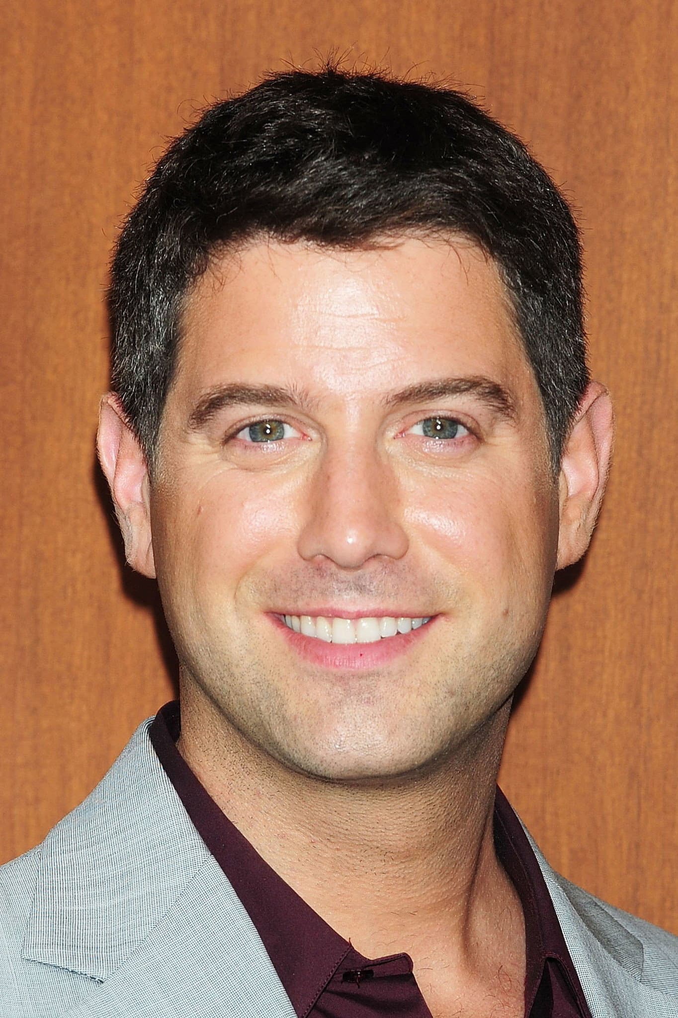 Sebastien Izambard profile