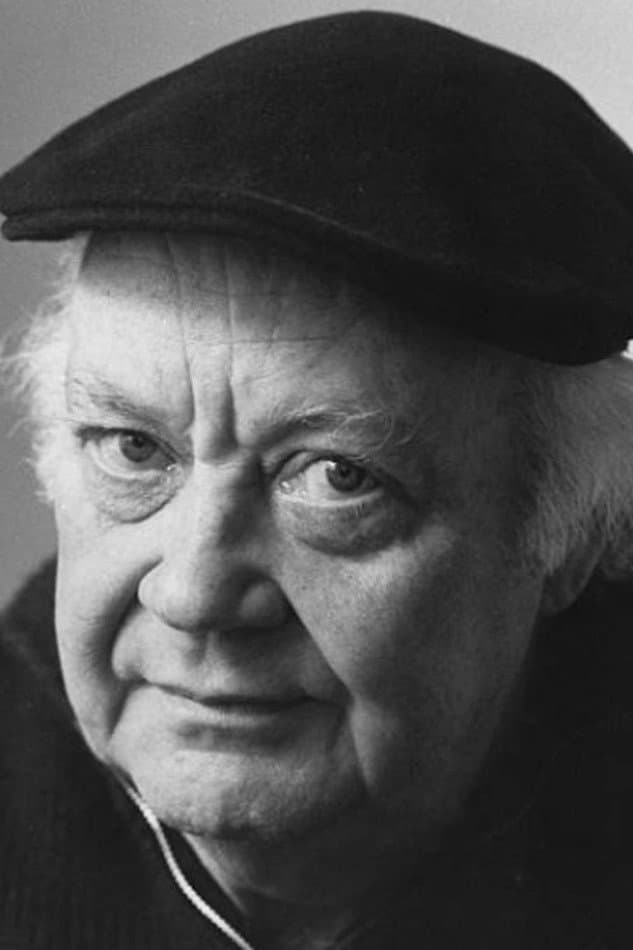 Henning Schlüter profile