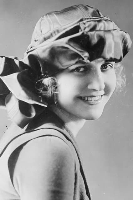 Virginia Lee profile