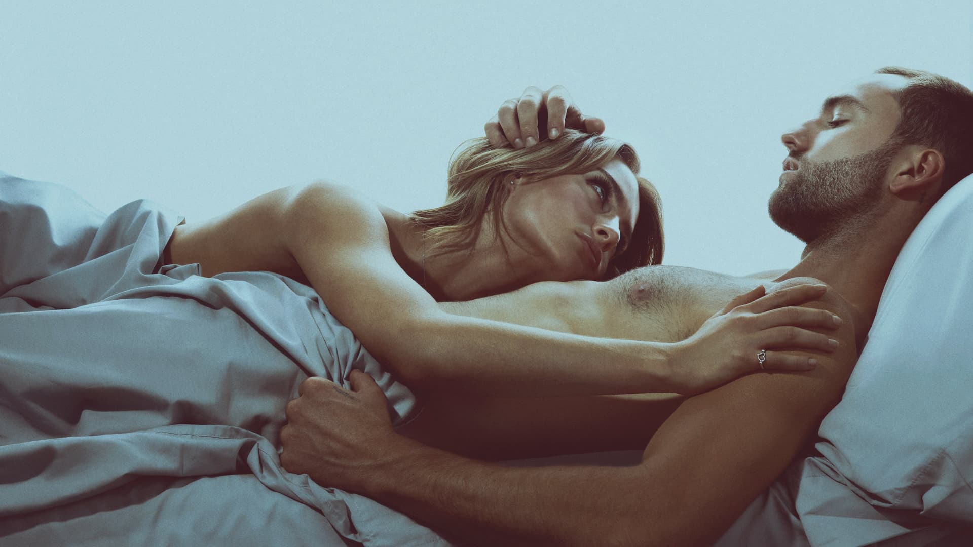 Tell Me Lies backdrop