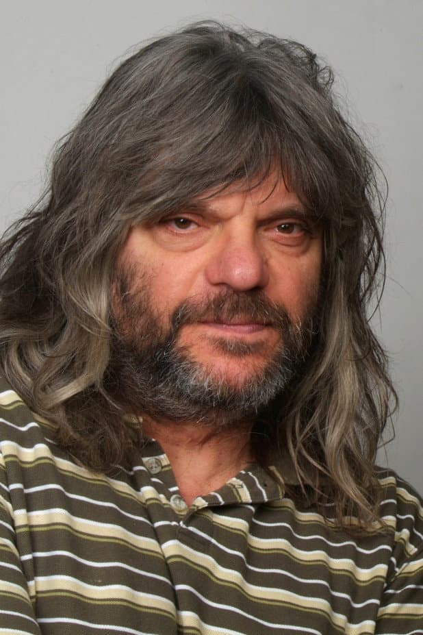 Földes László profile