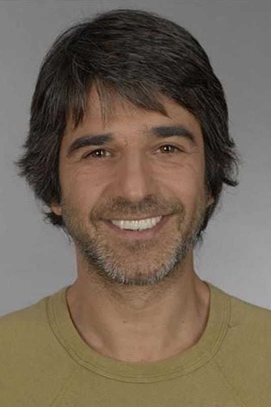 Altay Özbek profile