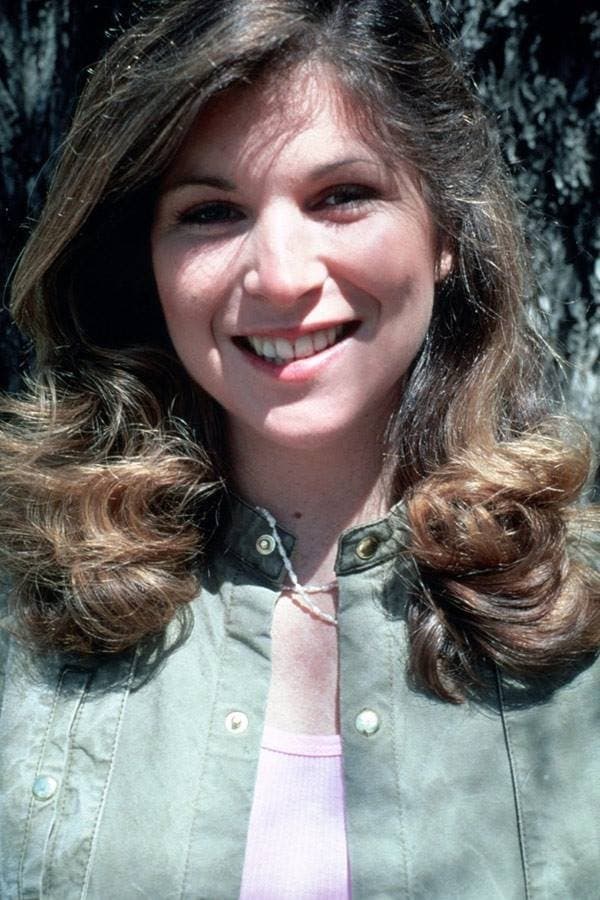 Tracie Savage profile