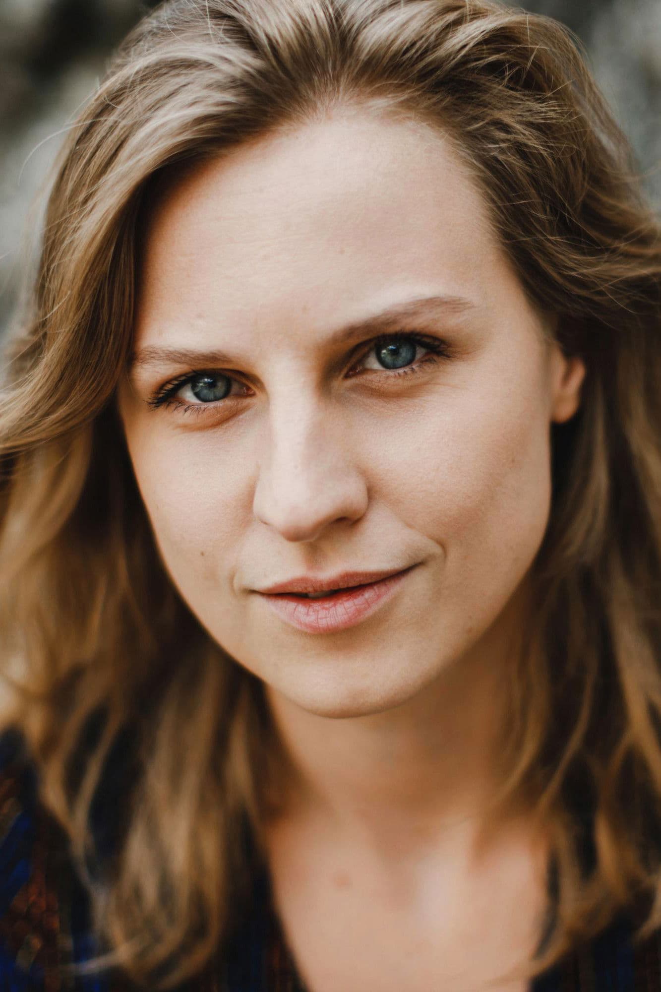 Victoria Hauer profile