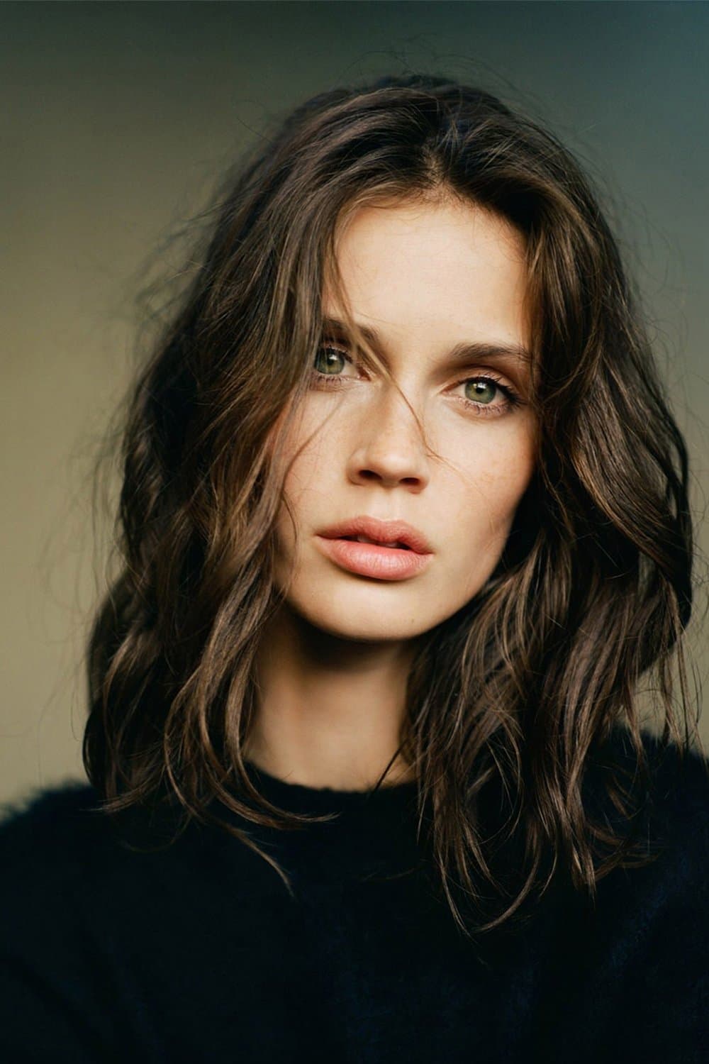 Marine Vacth profile