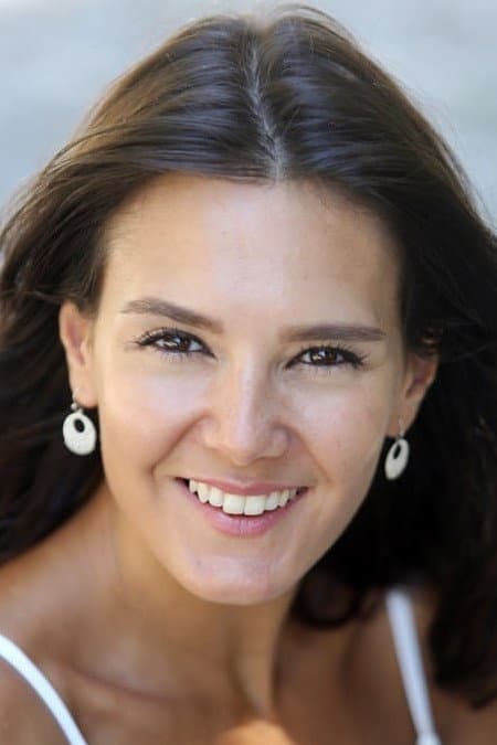 Duygu Özşen profile