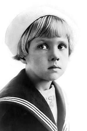 Georgie Stone profile