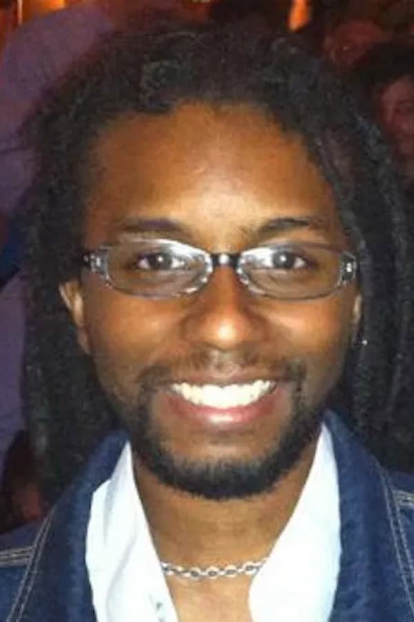 Tse-Mach Washington profile