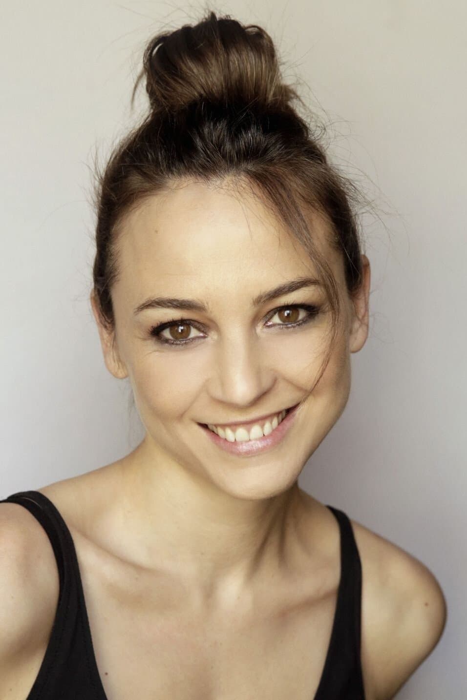 Leonor Watling profile