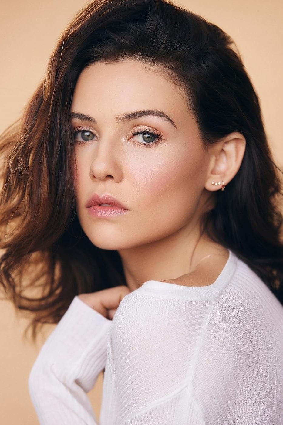 Danielle Campbell profile