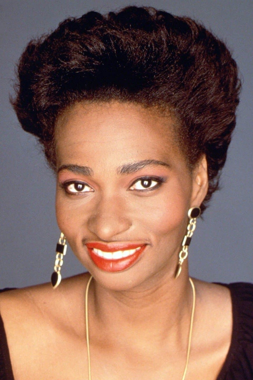 Ellen Cleghorne profile