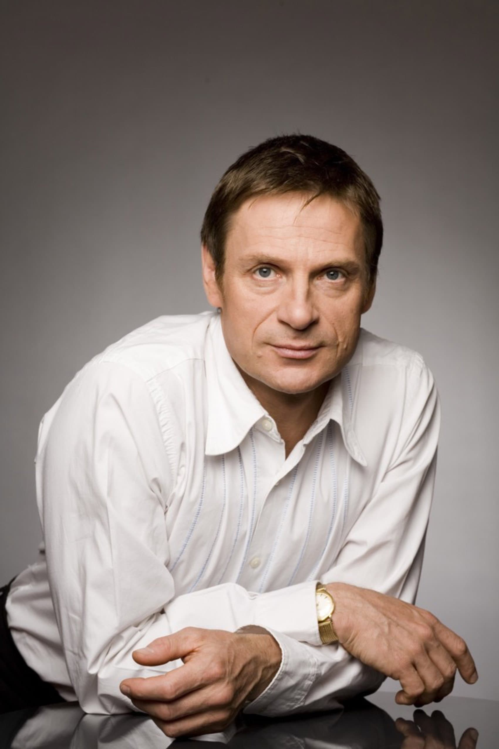 Simon Keenlyside profile