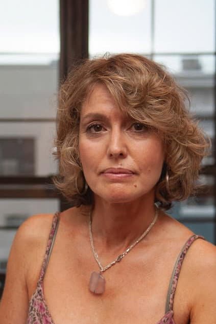 Caroline Sinclair profile