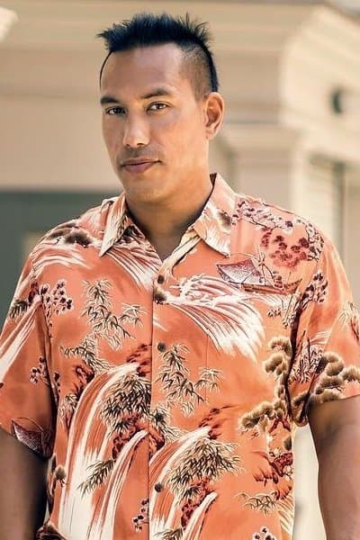 Kainalu Hecomovich profile