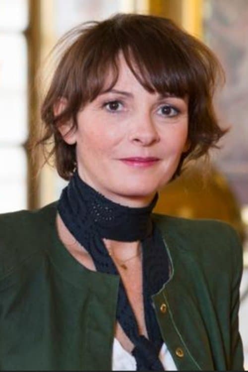 Alexandra Alévêque profile