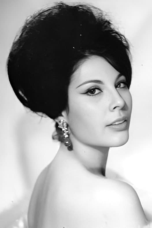 Daniela Rocca profile