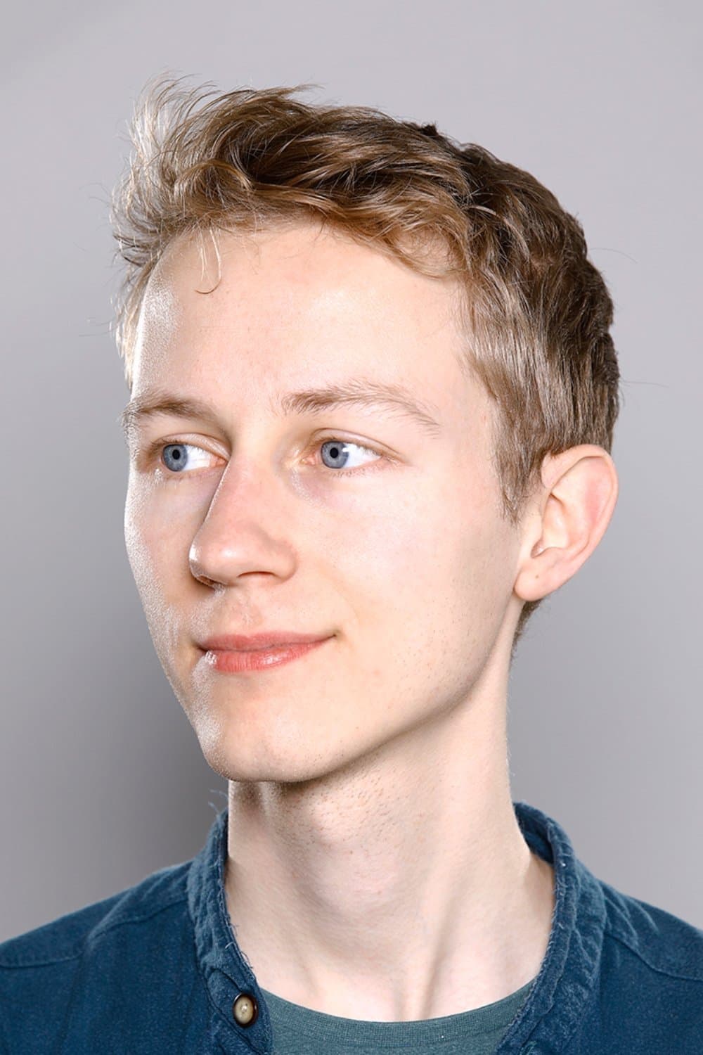 Charlie Shackleton profile