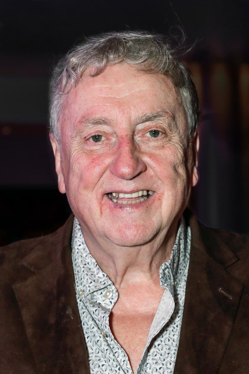 Desmond Barrit profile