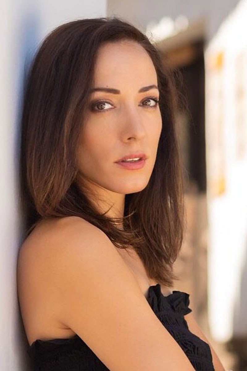 Iskra Donova profile