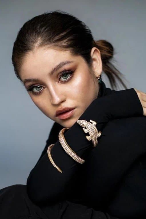Karol Sevilla profile