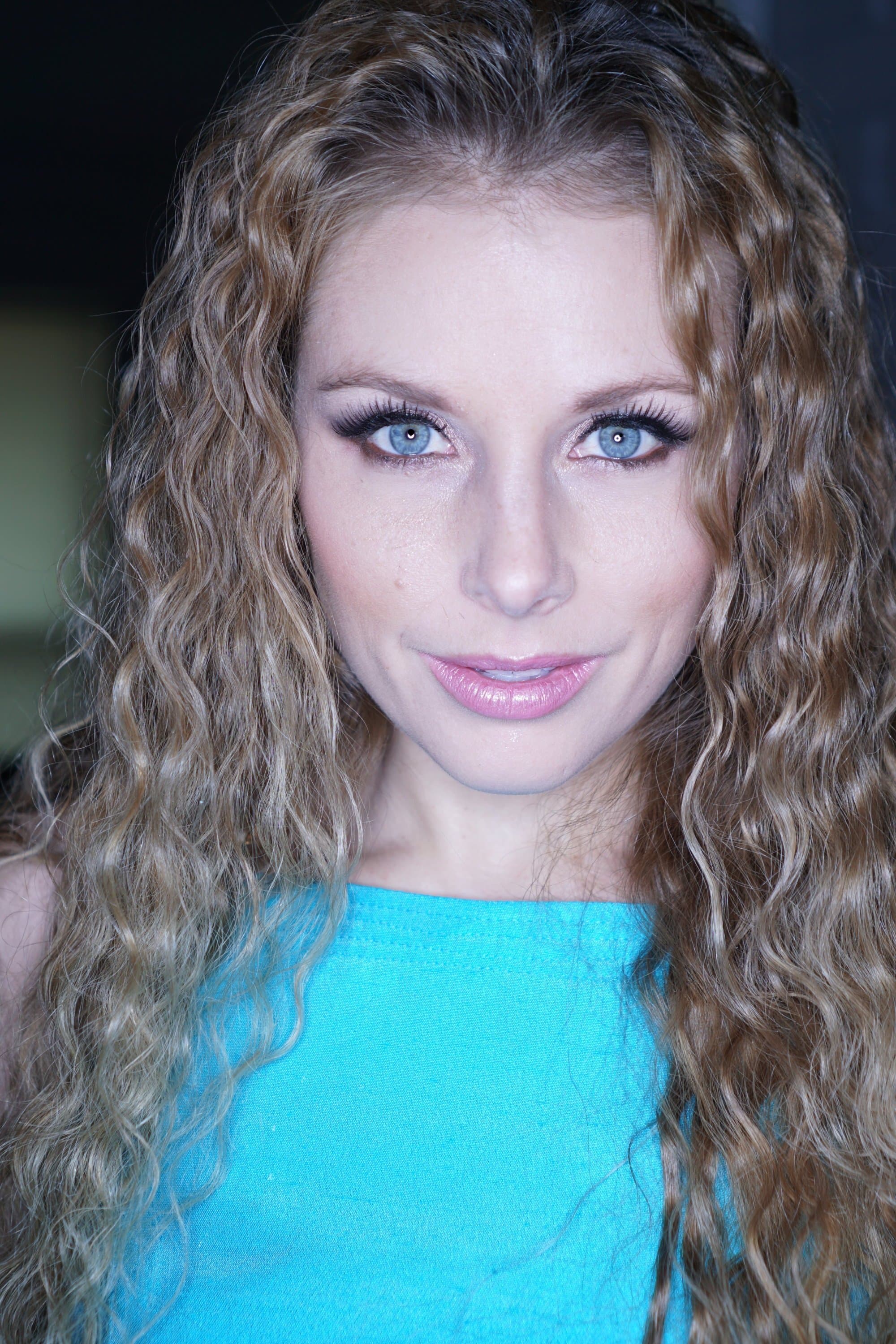 Mercedes Peterson profile