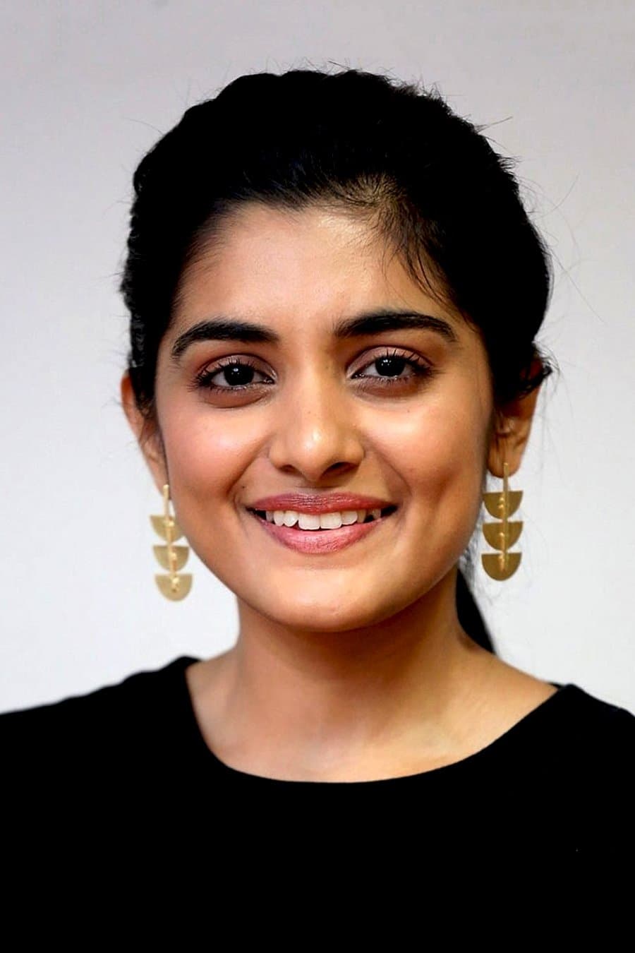 Nivetha Thomas profile