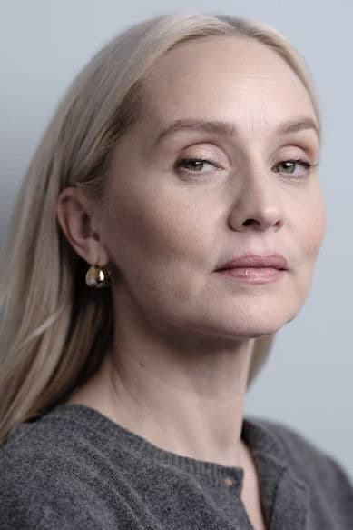Mona Fastvold profile