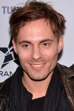 Oskar Linnros profile