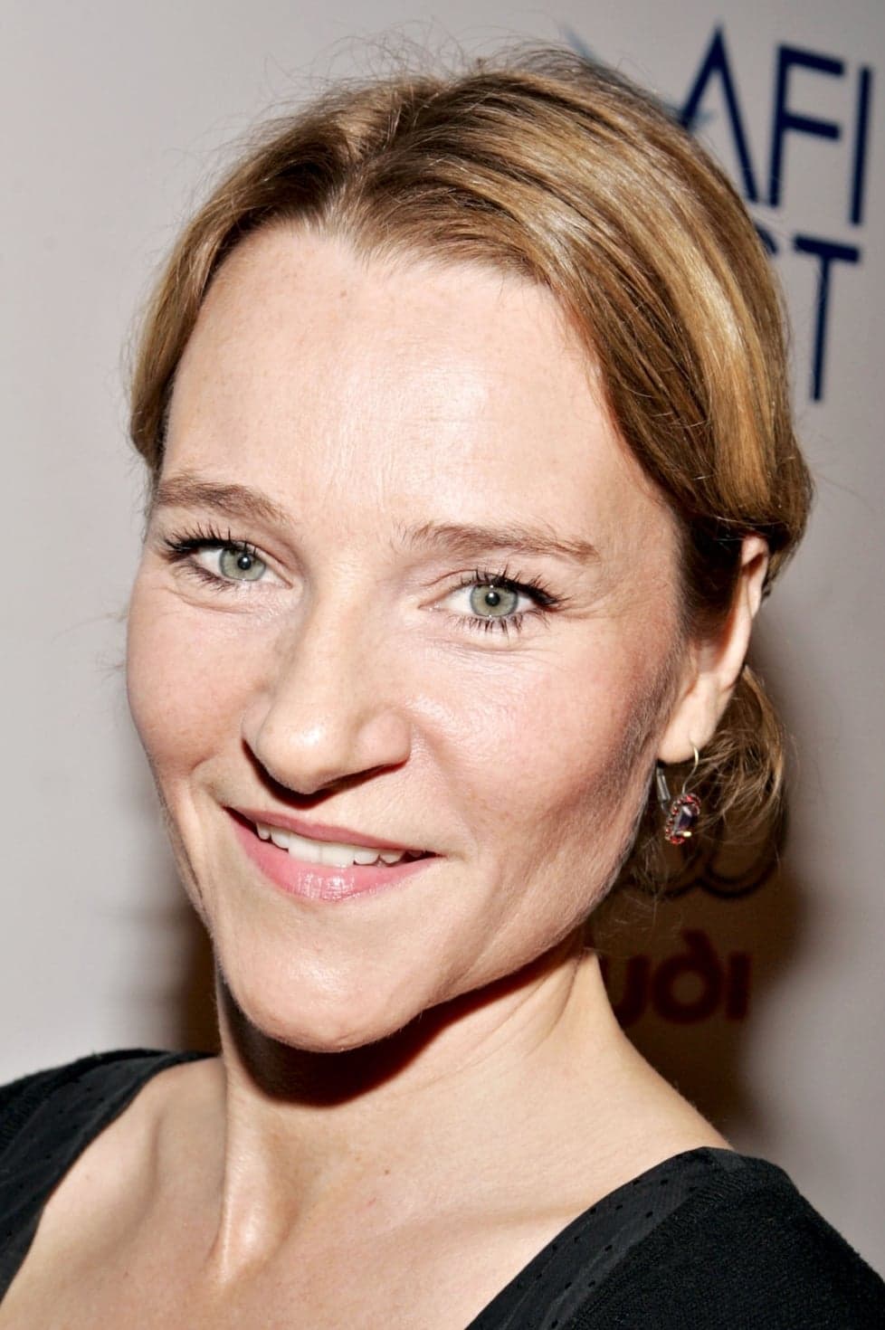 Annika Hallin profile