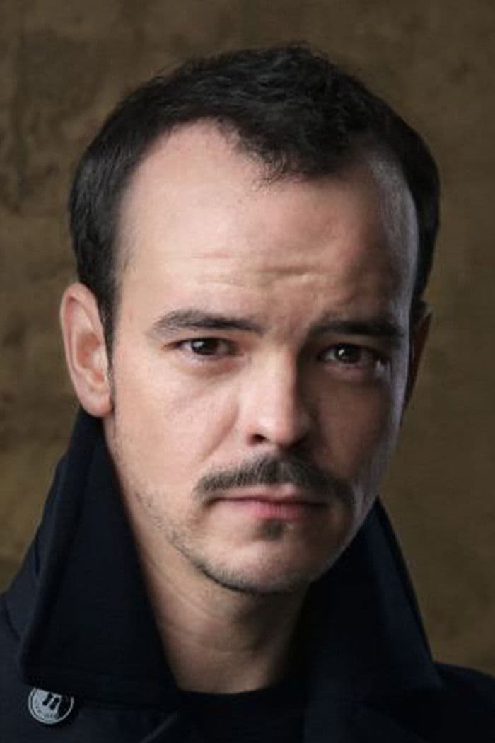 Attila Csapó profile