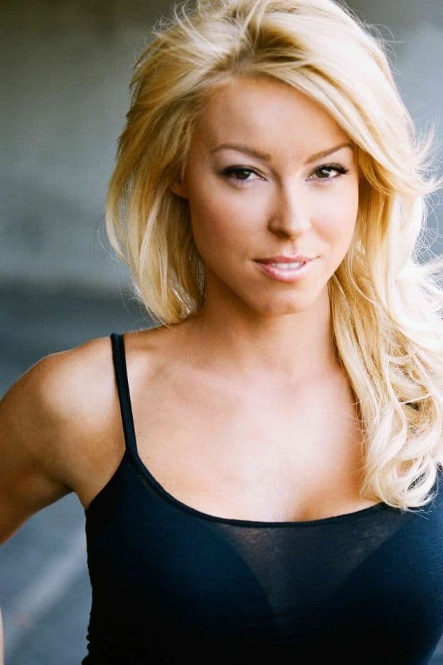 Amy Lynn Grover profile