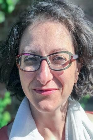 Hélène Viard profile