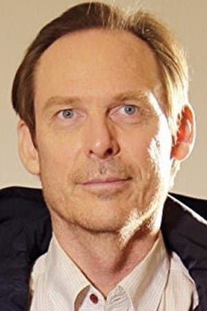 Darren Grosvenor profile