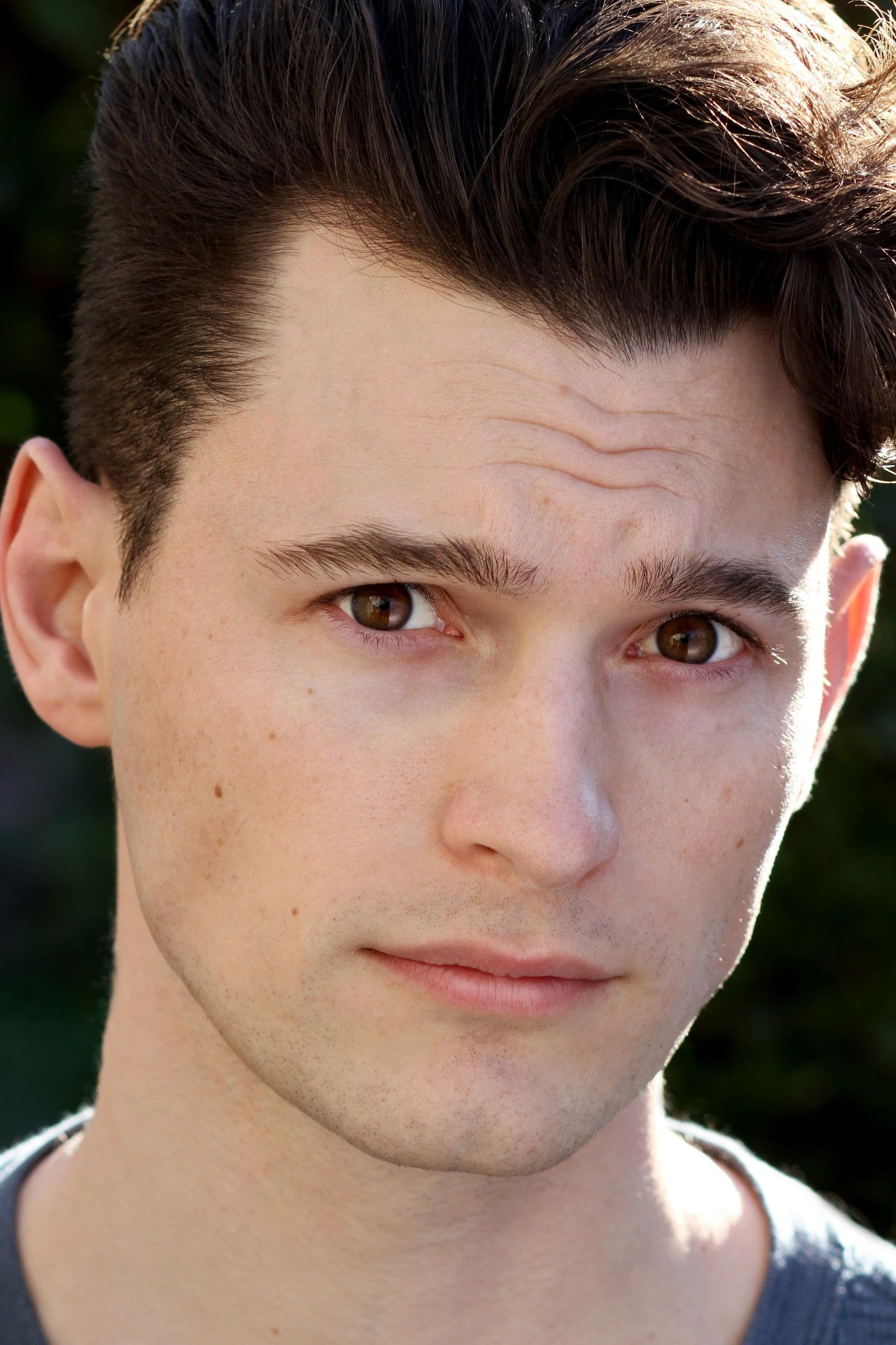 Bryan Dechart profile