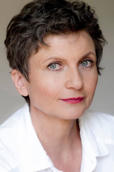 Angela Hobrig profile