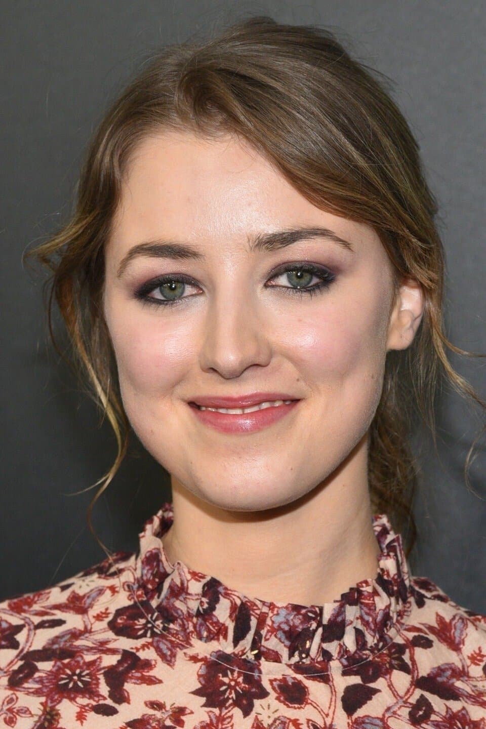 Ella Rae Peck profile