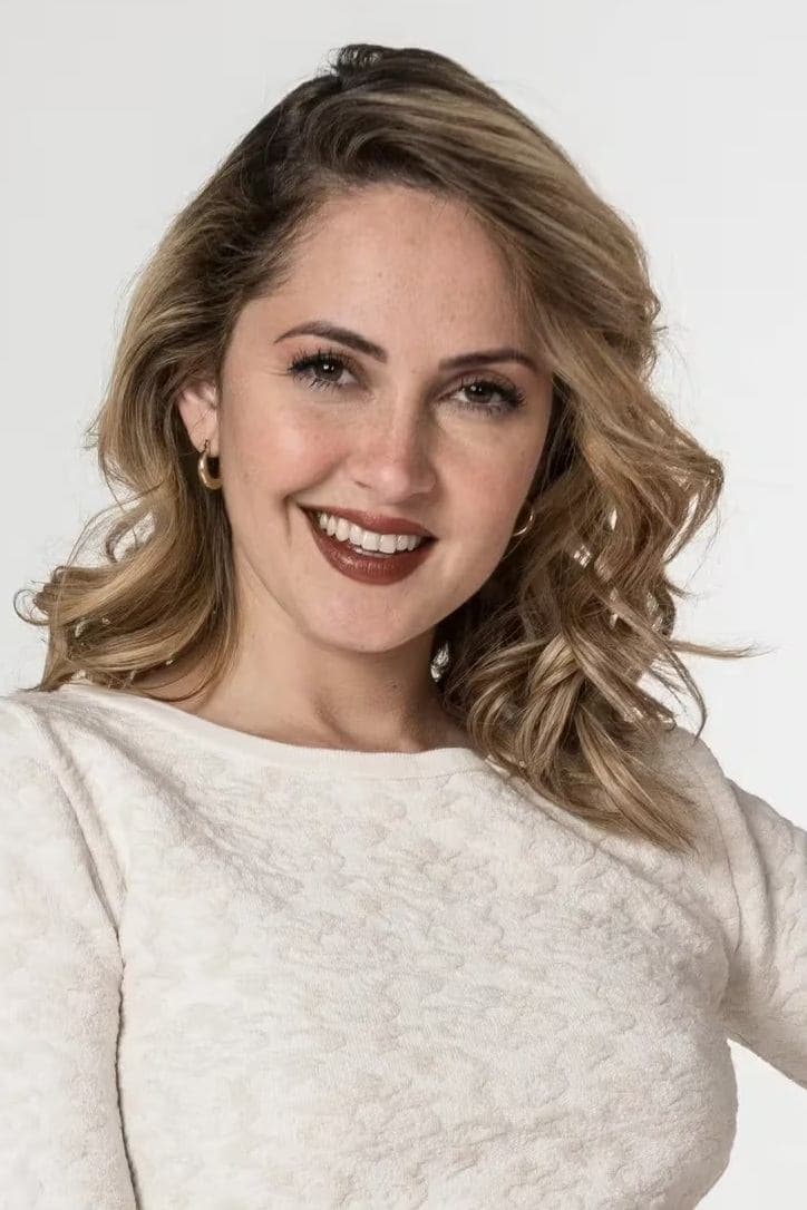 Mercedes Lambre profile