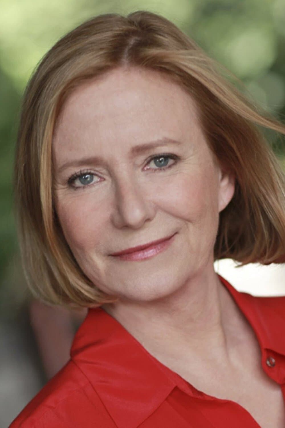Eve Plumb profile