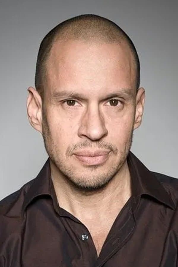 Jonathan Sagall profile