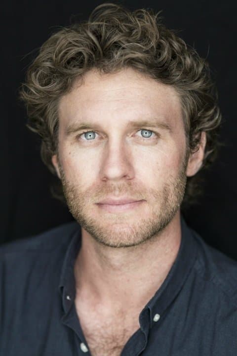 Damien Avery profile