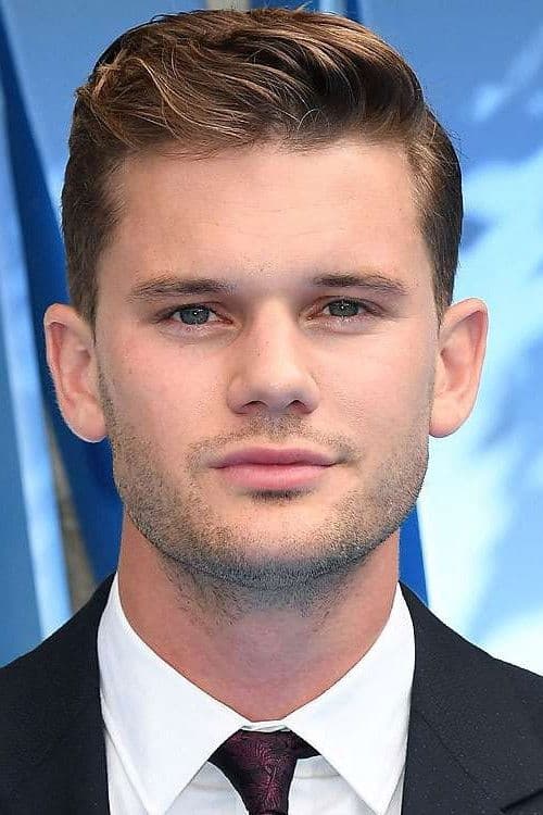 Jeremy Irvine profile