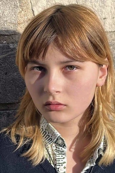 Luna Ho Poumey profile