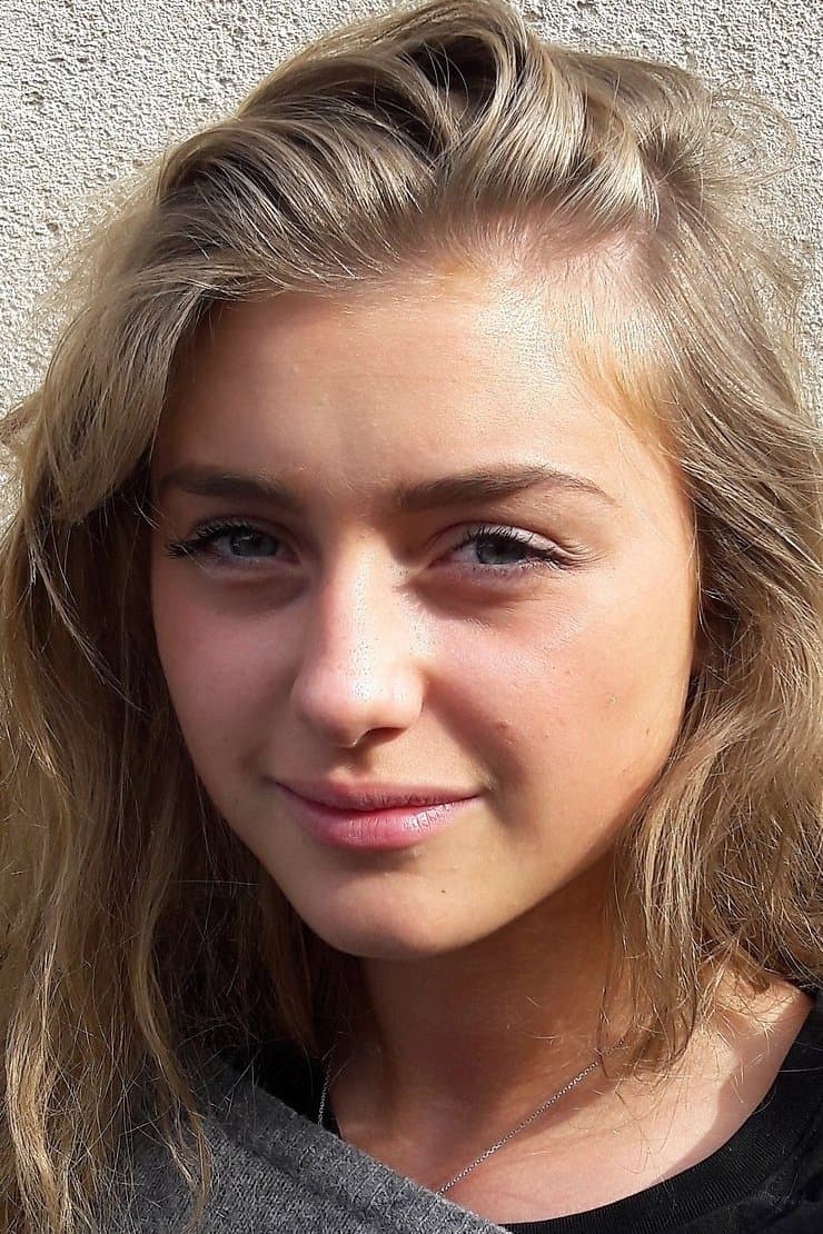 Laura Genovino profile